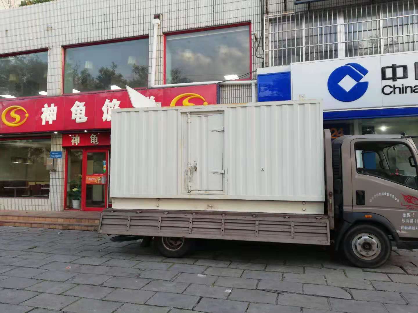 桥西出租发电机-柴油发电机组错误的启动方式